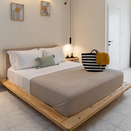 Capella Skiathos, Town Luaran gambar