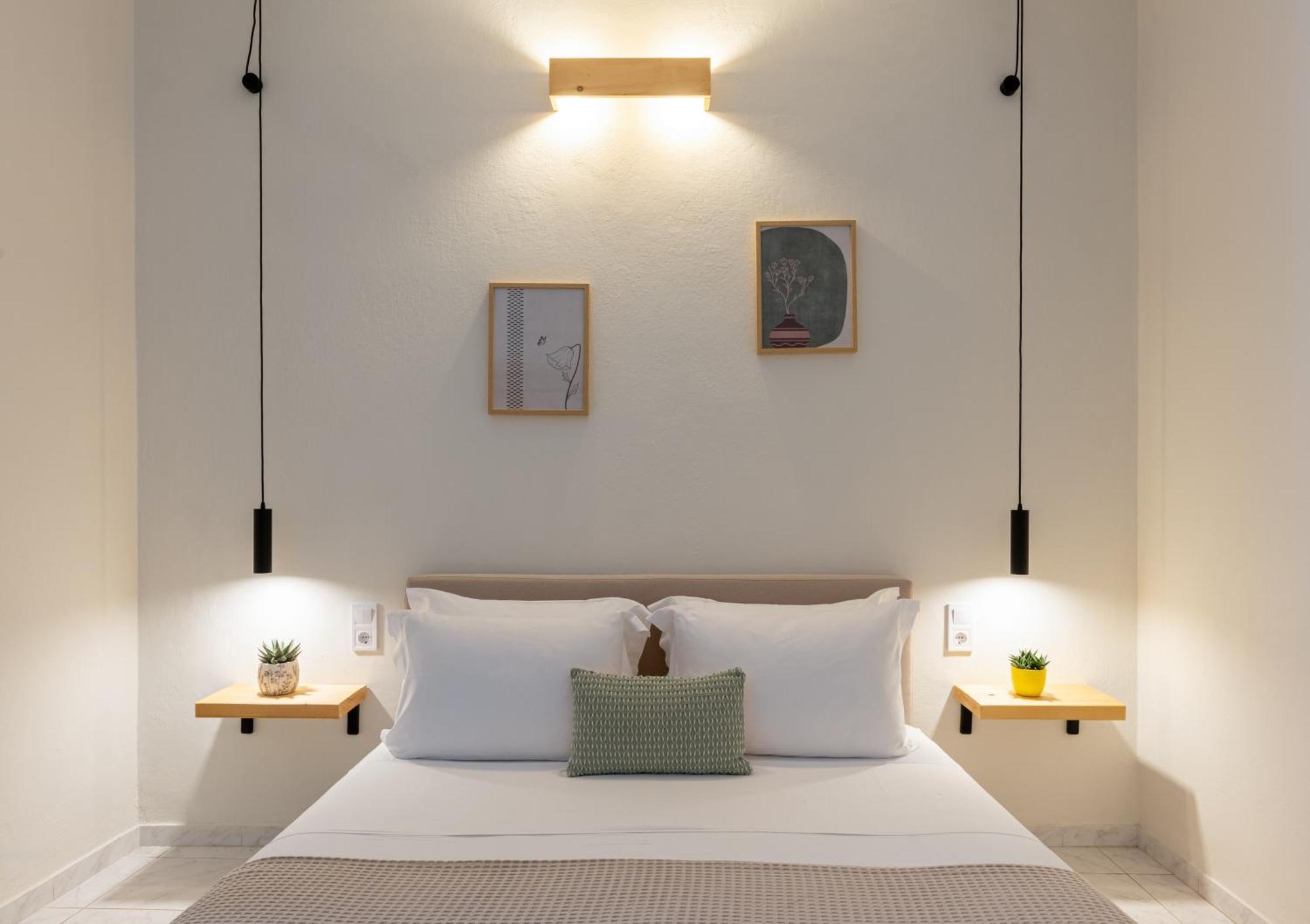 Capella Skiathos, Town Luaran gambar
